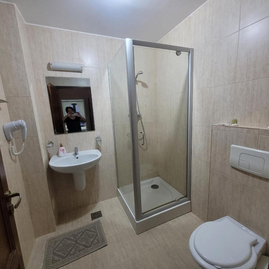 La Rocca Hotell Fundata Exteriör bild